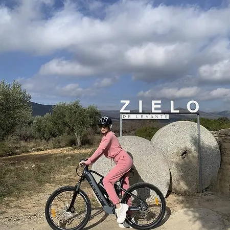 Nature Zielo De Levante Camping Tirig